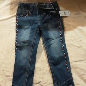 Lee toddler Jean's